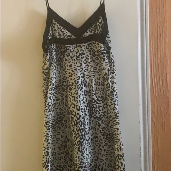 Leopard Print Night Gown! - Picture 4 of 4